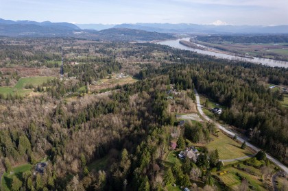 Photo 10 at 10230 Rolley Crescent, Thornhill MR, Maple Ridge