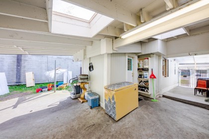 Photo 26 at 2617 Kingsway Avenue, Central Pt Coquitlam, Port Coquitlam