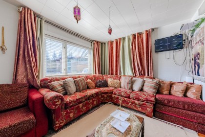 Photo 7 at 2617 Kingsway Avenue, Central Pt Coquitlam, Port Coquitlam