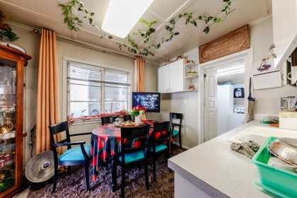 Photo 10 at 2617 Kingsway Avenue, Central Pt Coquitlam, Port Coquitlam