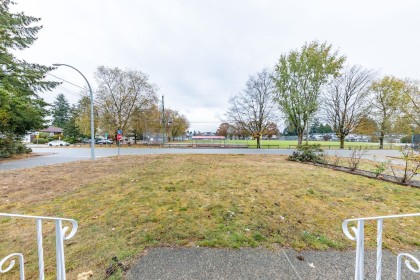 Photo 6 at 3141 York Street, Glenwood PQ, Port Coquitlam