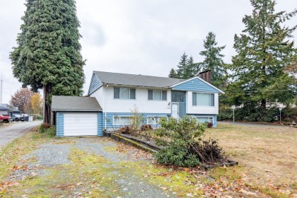 Photo 3 at 3141 York Street, Glenwood PQ, Port Coquitlam