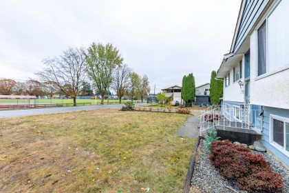 Photo 5 at 3141 York Street, Glenwood PQ, Port Coquitlam