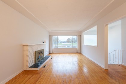 Photo 9 at 3141 York Street, Glenwood PQ, Port Coquitlam