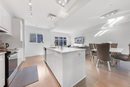 Photo 6 at 1018 - 11280 Pazarena Place, East Central, Maple Ridge