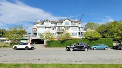 Photo 3 at 304 - 2678 Dixon Street, Central Pt Coquitlam, Port Coquitlam