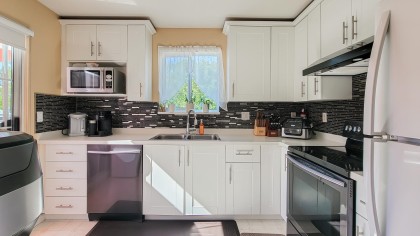 Photo 1 at 304 - 2678 Dixon Street, Central Pt Coquitlam, Port Coquitlam