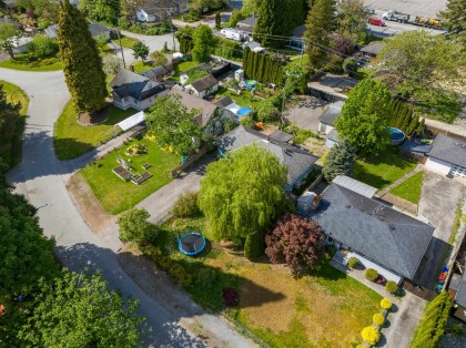 Photo 7 at 22127 Cliff Avenue, West Central, Maple Ridge