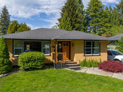 Photo 9 at 22147 Cliff Avenue, West Central, Maple Ridge