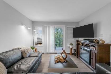 Photo 2 at 409 - 12075 Edge Street, East Central, Maple Ridge