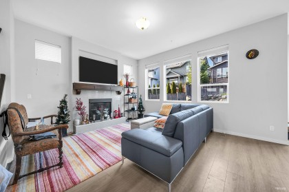 Photo 3 at 24355 112b Avenue, Cottonwood MR, Maple Ridge