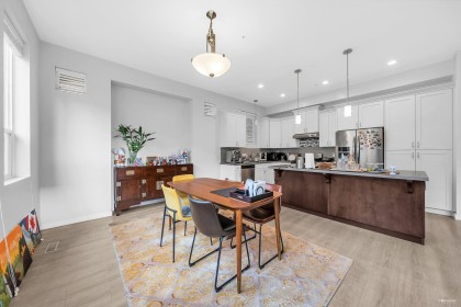 Photo 10 at 24355 112b Avenue, Cottonwood MR, Maple Ridge