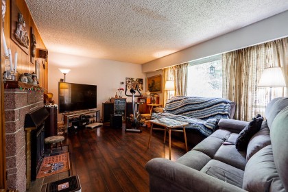 Photo 6 at 18365 Lougheed Highway, North Meadows PI, Pitt Meadows