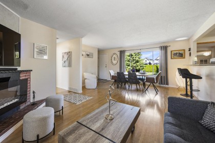 Photo 12 at 3819 Coast Meridian Road, Oxford Heights, Port Coquitlam