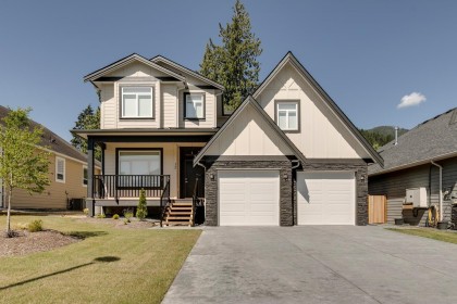Photo 1 at 12 - 14500 Morris Valley Road, Lake Errock, Mission