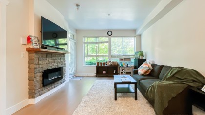 Photo 1 at 101 - 2288 Welcher Avenue, Central Pt Coquitlam, Port Coquitlam