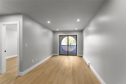 Photo 6 at 201 - 1948 Coquitlam Avenue, Glenwood PQ, Port Coquitlam