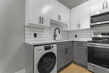 Photo 3 at 201 - 1948 Coquitlam Avenue, Glenwood PQ, Port Coquitlam