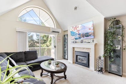 Photo 12 at 303 - 11601 227 Street, East Central, Maple Ridge