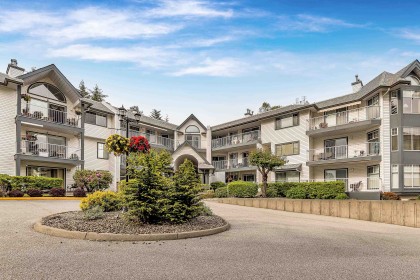 Photo 5 at 303 - 11601 227 Street, East Central, Maple Ridge