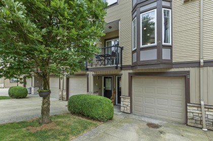 Photo 2 at 2 - 32501 Fraser Crescent, Mission BC, Mission