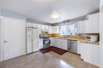 Photo 14 at 13842 Spratt Road, Durieu, Mission