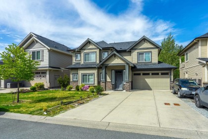 Photo 2 at 33993 Mcphee Place, Mission BC, Mission