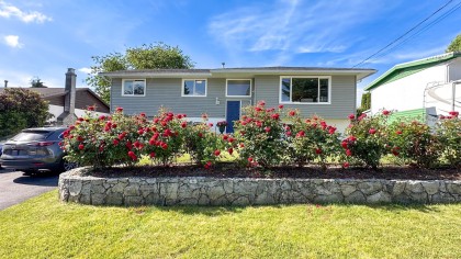 Photo 1 at 1860 Routley Avenue, Lower Mary Hill, Port Coquitlam