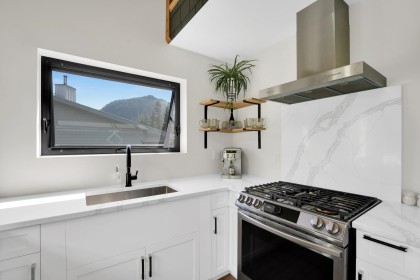 Photo 12 at 47020 Snowmist Drive, Hemlock, Mission