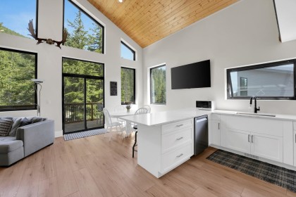 Photo 14 at 47020 Snowmist Drive, Hemlock, Mission