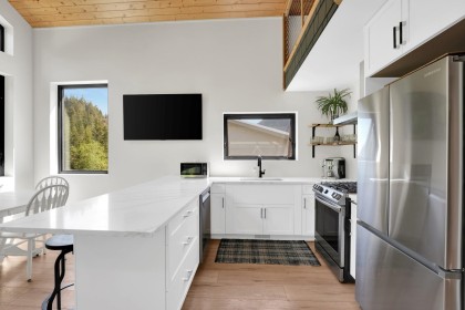 Photo 11 at 47020 Snowmist Drive, Hemlock, Mission