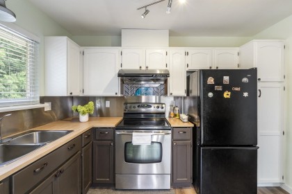 Photo 8 at 23780 119b Avenue, Cottonwood MR, Maple Ridge