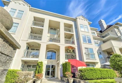 Photo 2 at 111 - 1655 Grant Avenue, Glenwood PQ, Port Coquitlam