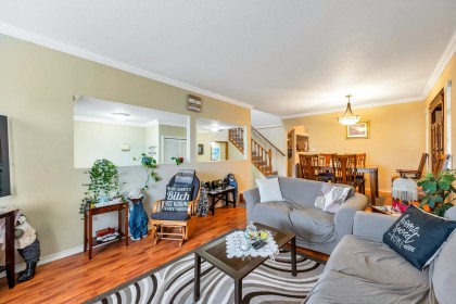 Photo 8 at 23023 Olund Crescent, East Central, Maple Ridge