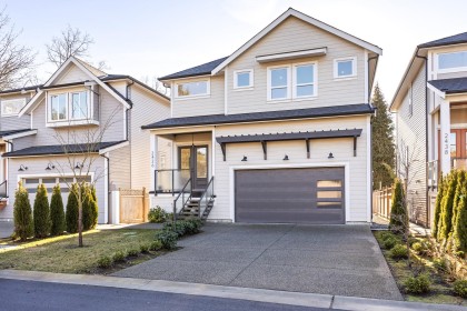 Photo 2 at 2426 Friskie Avenue, Woodland Acres PQ, Port Coquitlam