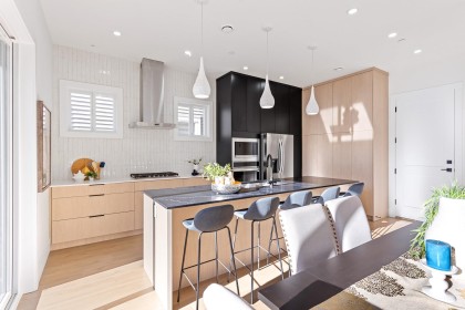 Photo 13 at 2426 Friskie Avenue, Woodland Acres PQ, Port Coquitlam