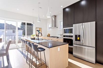 Photo 12 at 2426 Friskie Avenue, Woodland Acres PQ, Port Coquitlam