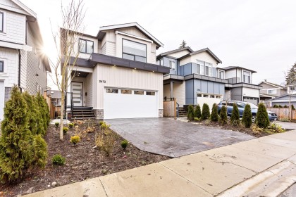 Photo 3 at 2472 Glenwood Avenue, Woodland Acres PQ, Port Coquitlam