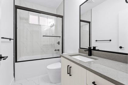 Photo 36 at 2472 Glenwood Avenue, Woodland Acres PQ, Port Coquitlam