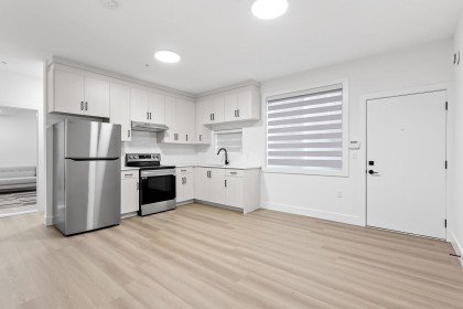 Photo 32 at 2472 Glenwood Avenue, Woodland Acres PQ, Port Coquitlam