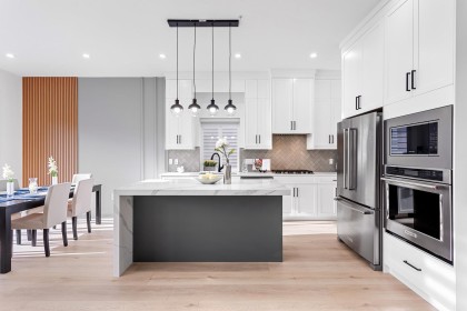 Photo 10 at 2472 Glenwood Avenue, Woodland Acres PQ, Port Coquitlam