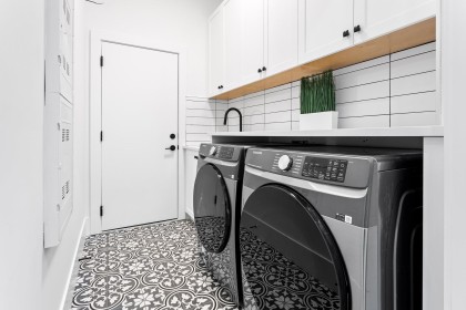 Photo 18 at 2472 Glenwood Avenue, Woodland Acres PQ, Port Coquitlam