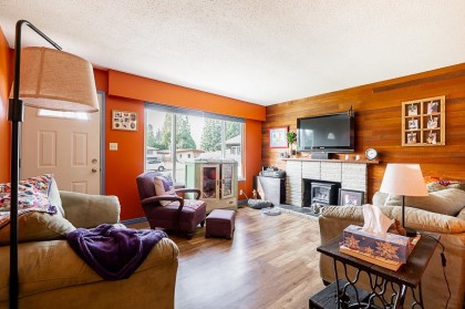 Photo 7 at 11620 210 Street, Southwest Maple Ridge, Maple Ridge