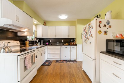 Photo 11 at 11620 210 Street, Southwest Maple Ridge, Maple Ridge