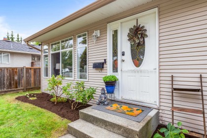 Photo 7 at 22666 123 Avenue, East Central, Maple Ridge