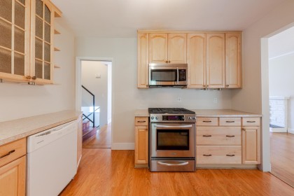 Photo 9 at 3729 Wellington Street, Oxford Heights, Port Coquitlam