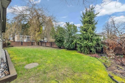 Photo 38 at 22938 Fuller Avenue, East Central, Maple Ridge