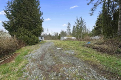 Photo 5 at 25511 Dewdney Trunk Road, Websters Corners, Maple Ridge