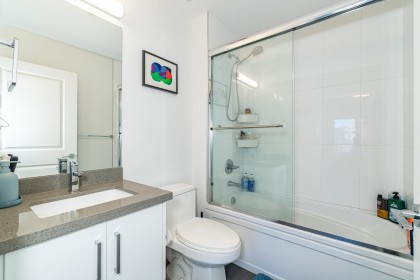 Photo 9 at 404 - 2389 Hawthorne Avenue, Central Pt Coquitlam, Port Coquitlam