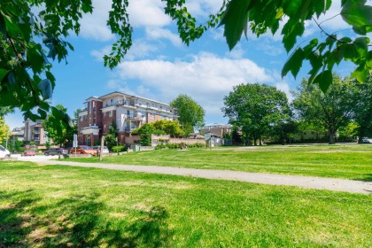 Photo 34 at 404 - 2389 Hawthorne Avenue, Central Pt Coquitlam, Port Coquitlam